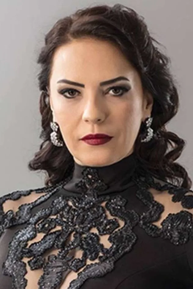 Yeşim Salkım fotoğrafı