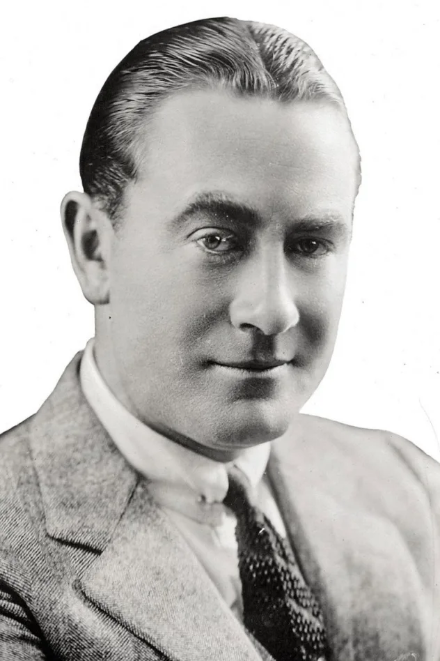 Owen Moore için kapak görseli