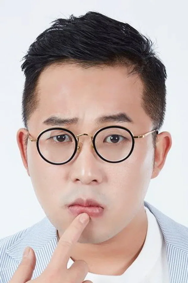 Ahn Jeong-bin fotoğrafı