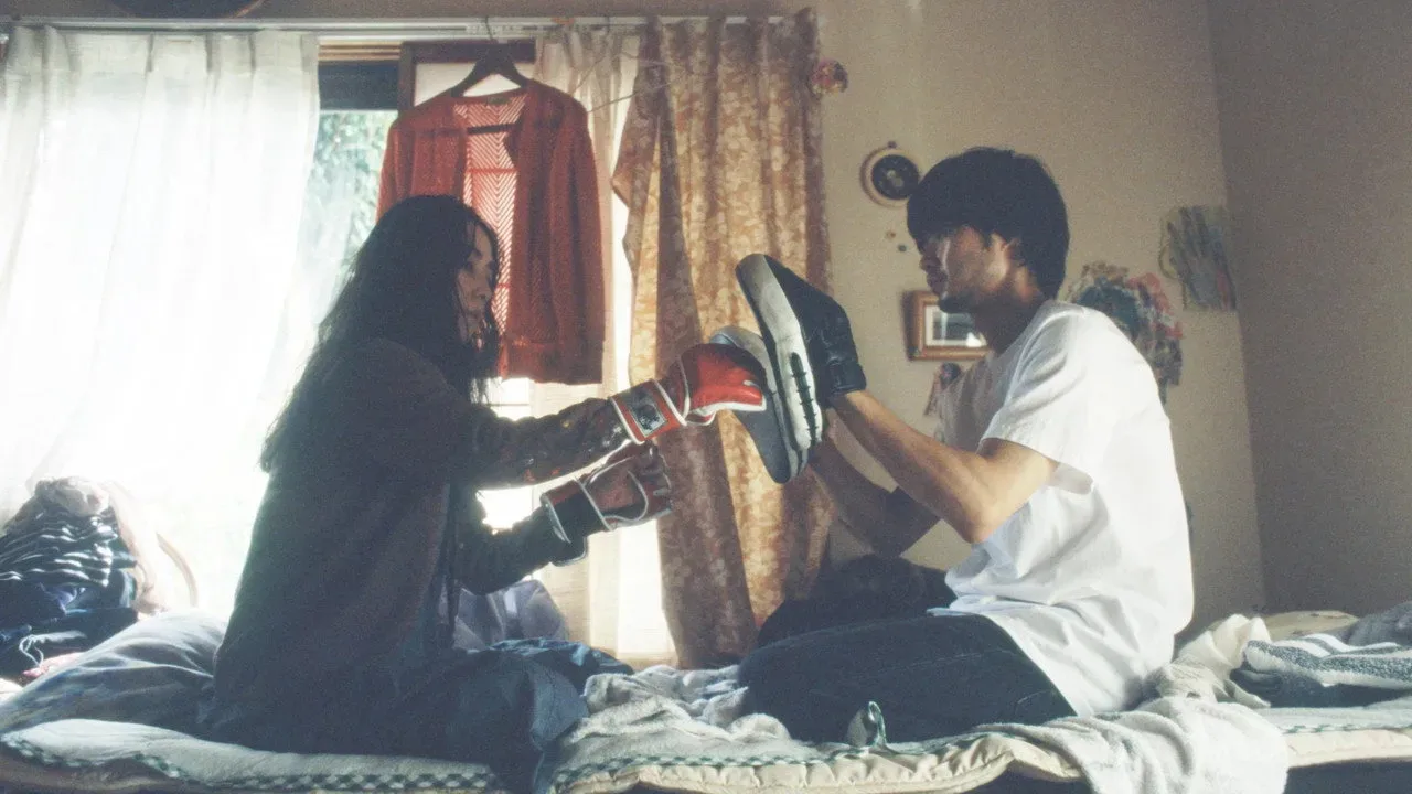 خلفية لـ The Young Strangers
