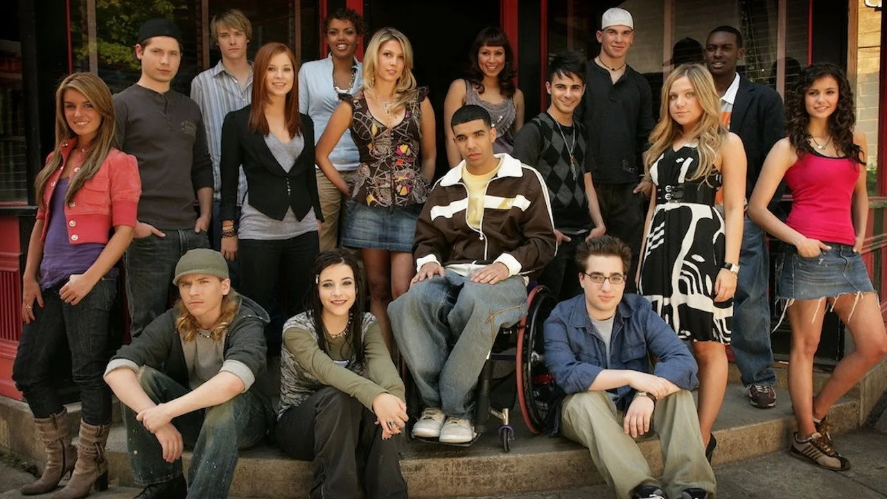 Фоновое изображение для Degrassi: Minis