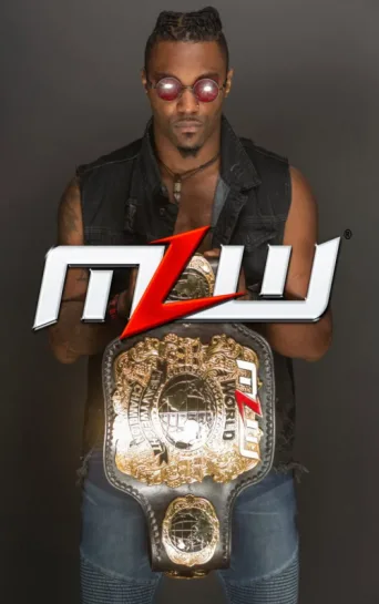 ملصق MLW Fusion