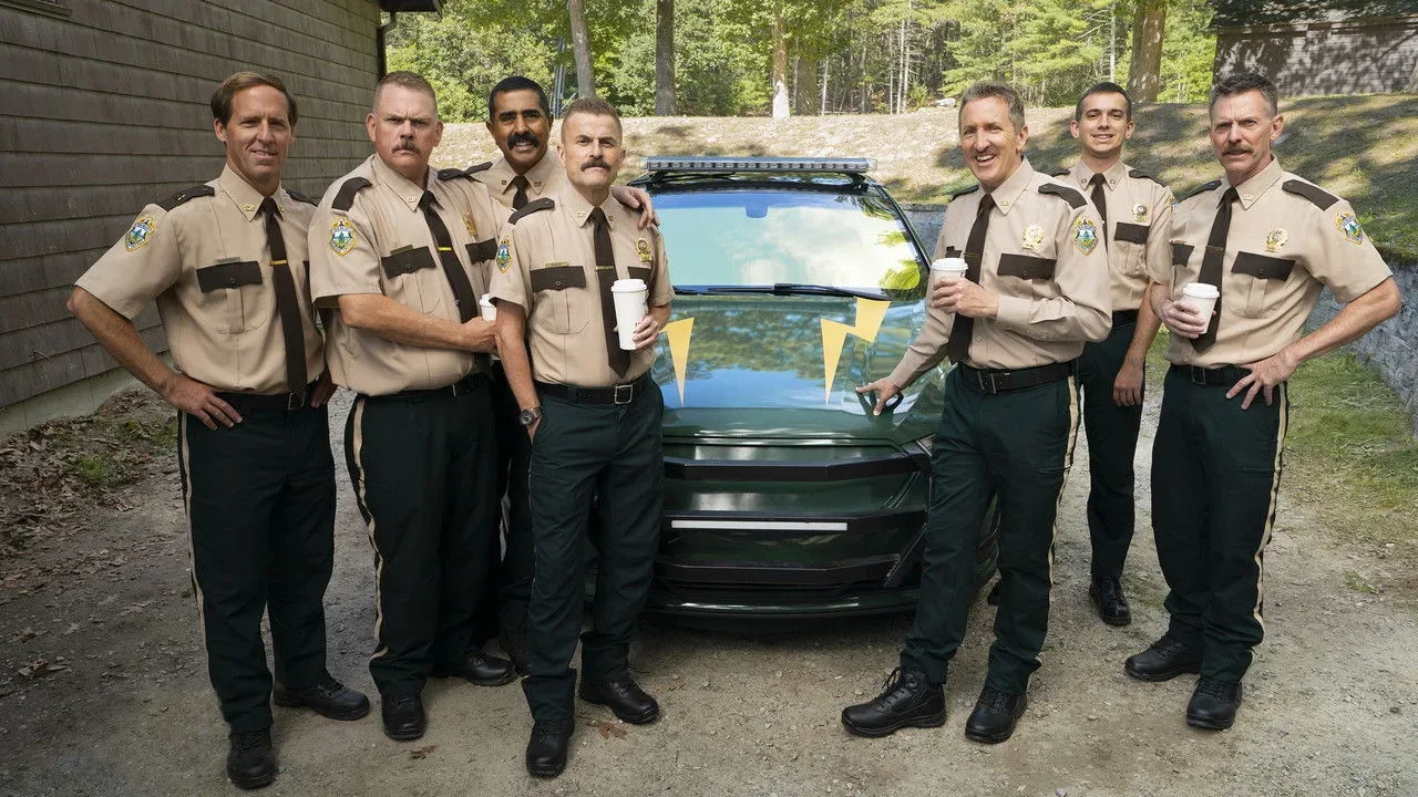 خلفية لـ Super Troopers 3