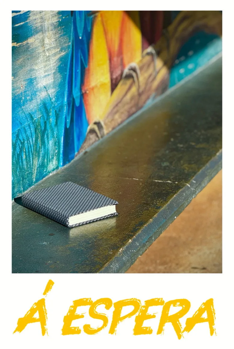 Á Espera poster